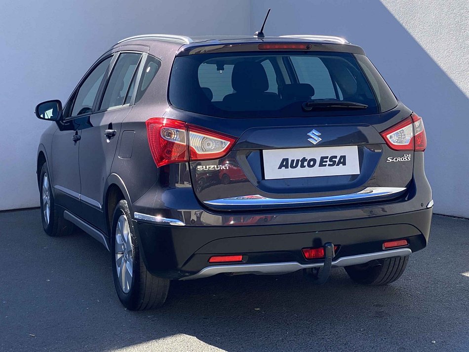 Suzuki S-Cross 1.6 VVT Club