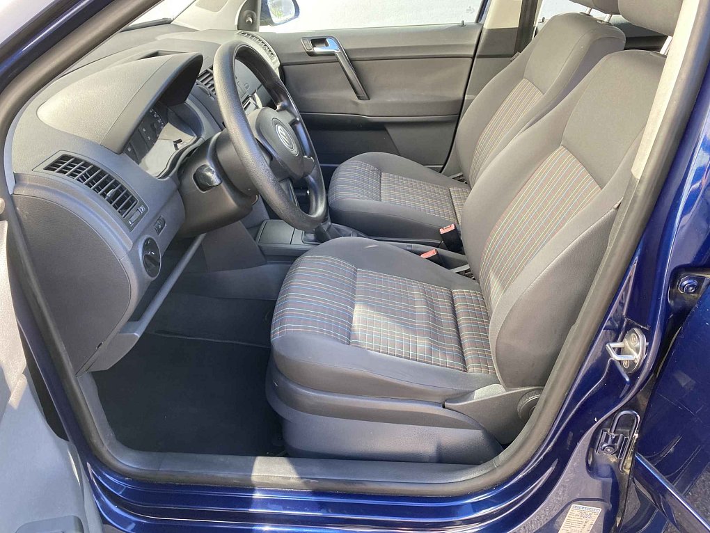 Volkswagen Polo 1.2 i 