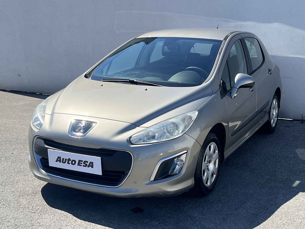 Peugeot 308 1.4 i 