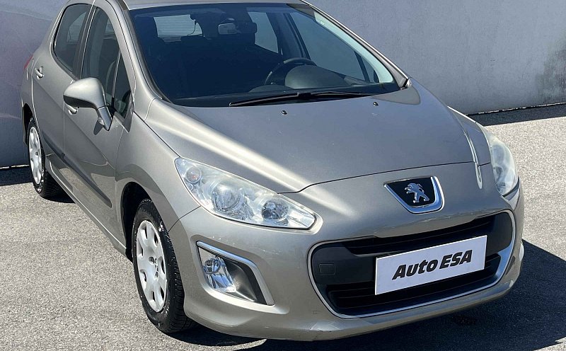 Peugeot 308 1.4 i 