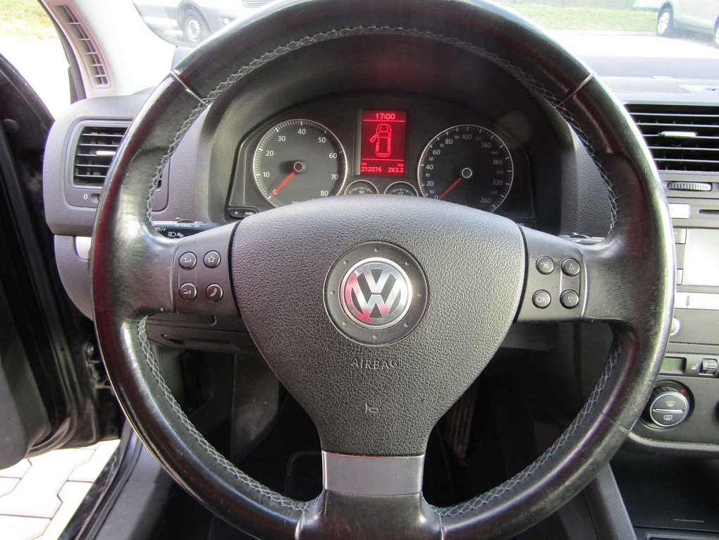 Volkswagen Golf 1.6i 