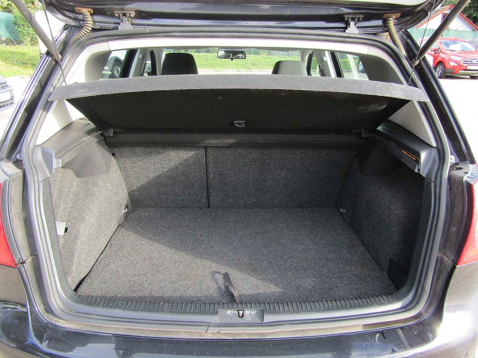 Volkswagen Golf 1.6i 