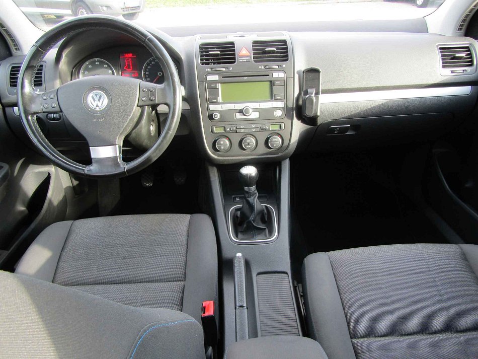 Volkswagen Golf 1.6i 