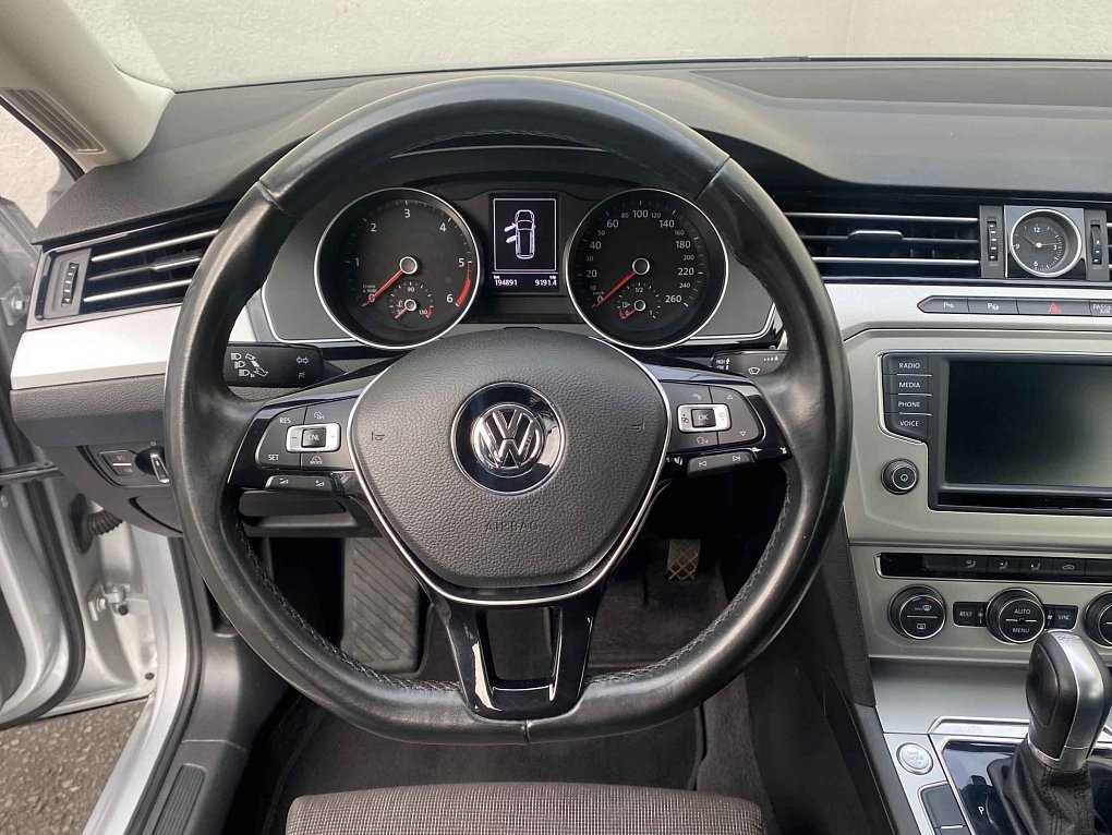 Volkswagen Passat 1.6 TDi 