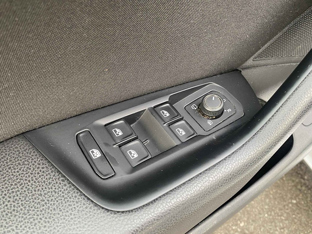 Volkswagen Passat 1.6 TDi 