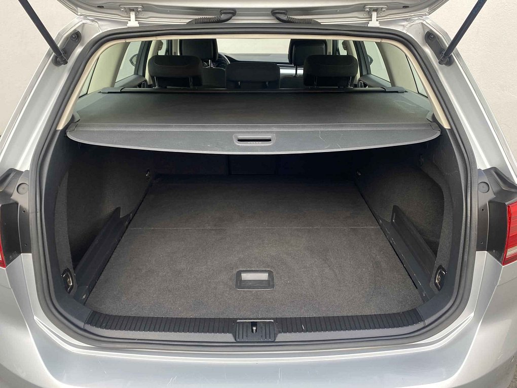 Volkswagen Passat 1.6 TDi 