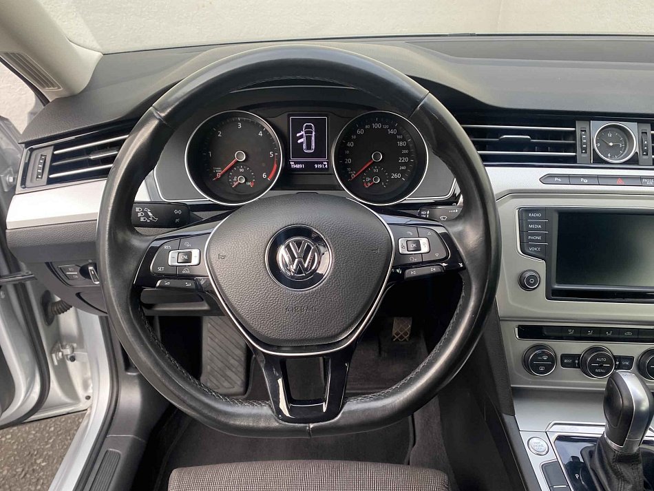 Volkswagen Passat 1.6 TDi 