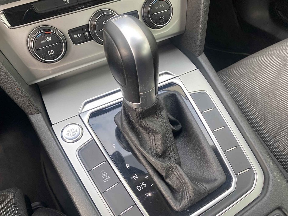 Volkswagen Passat 1.6 TDi 