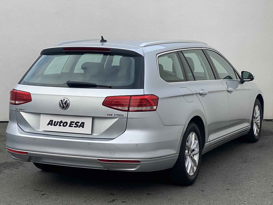 Volkswagen Passat 1.6 TDi 