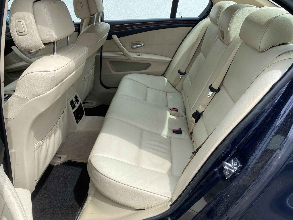 BMW Řada 5 4.0i  540i