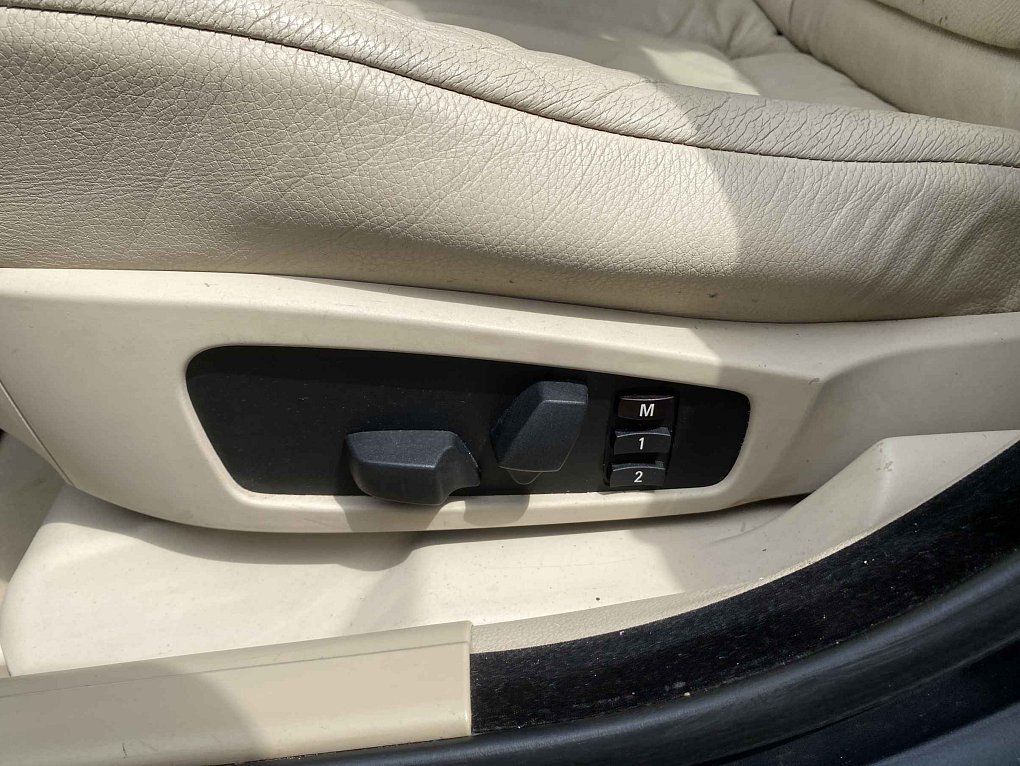 BMW Řada 5 4.0i  540i
