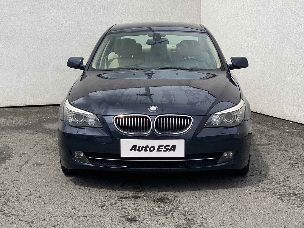 BMW Řada 5 4.0i  540i
