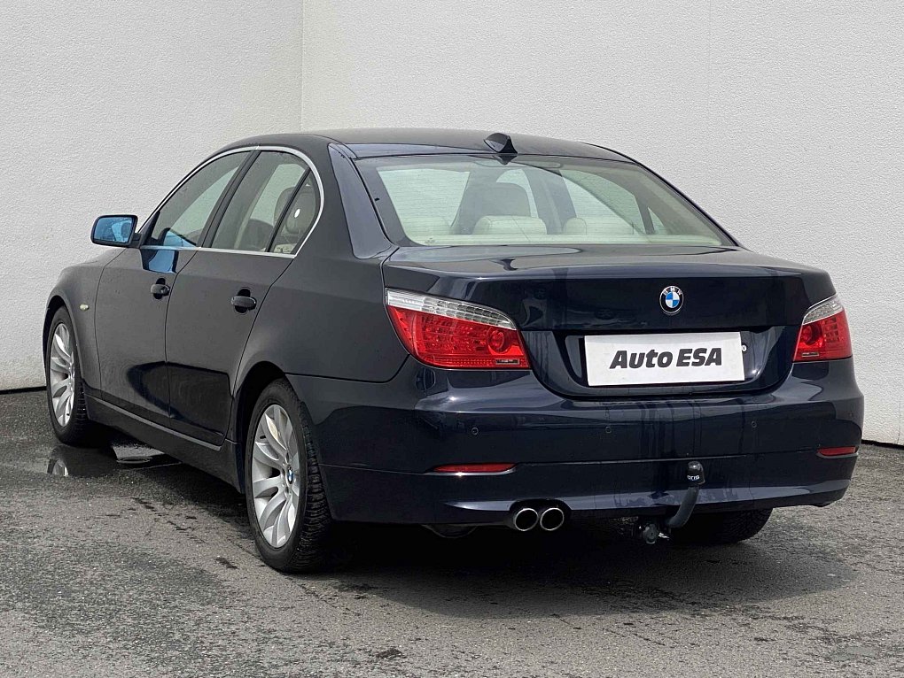 BMW Řada 5 4.0i  540i