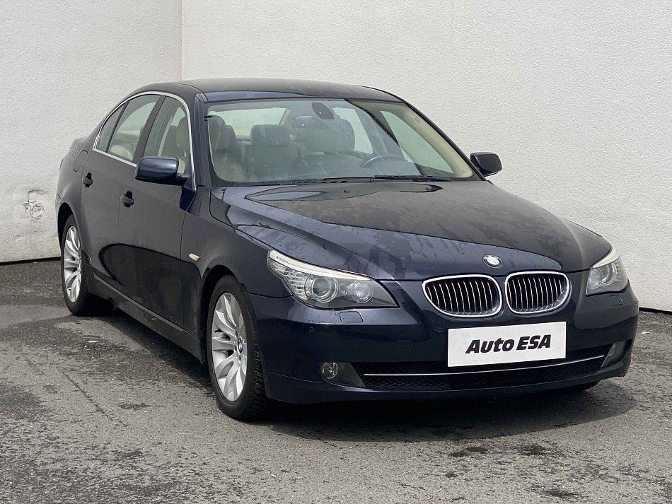 BMW Řada 5 4.0i  540i