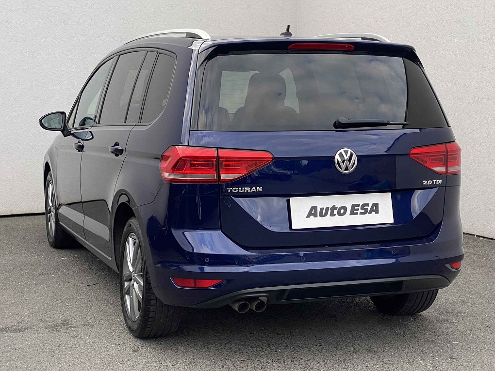 Volkswagen Touran 2.0 TDi Sound