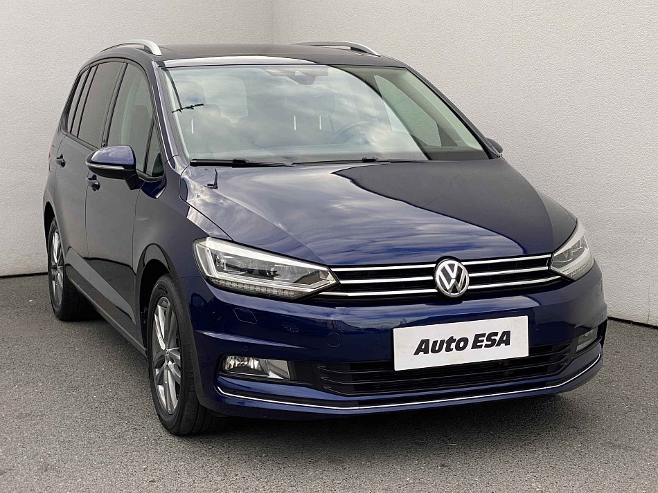 Volkswagen Touran 2.0 TDi Sound