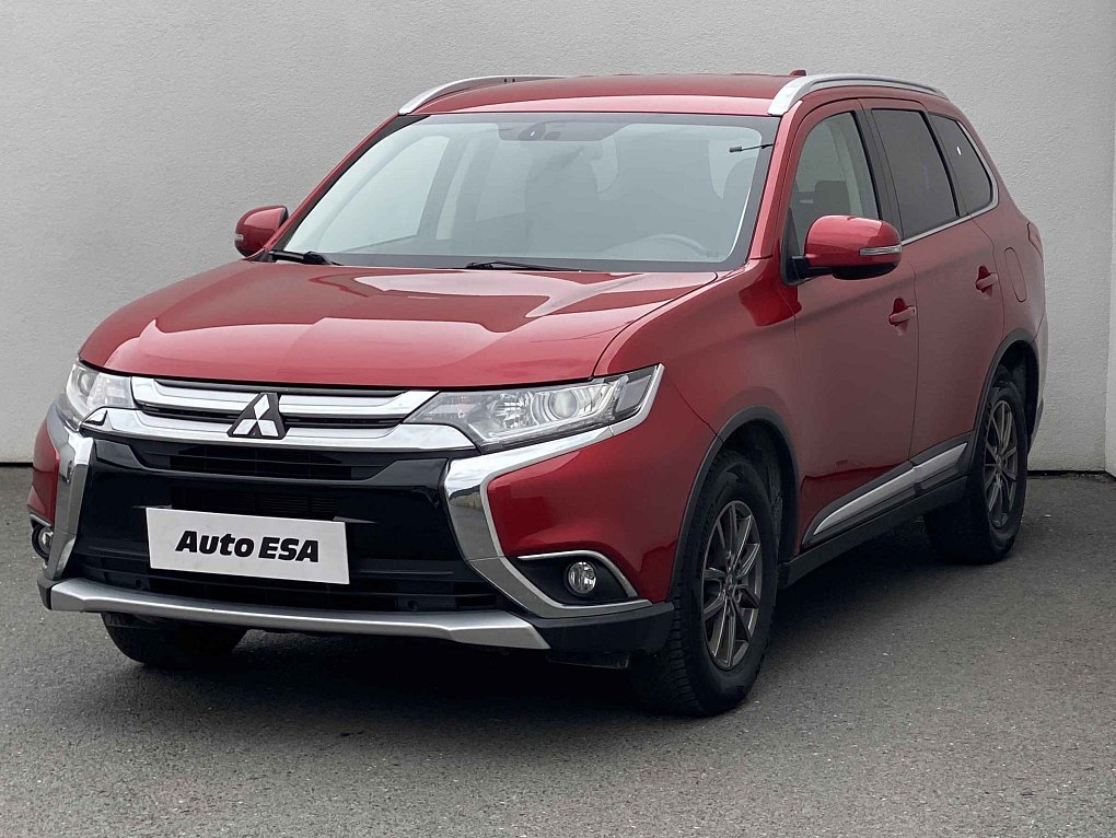 Mitsubishi Outlander 2.0 Invite 2WD