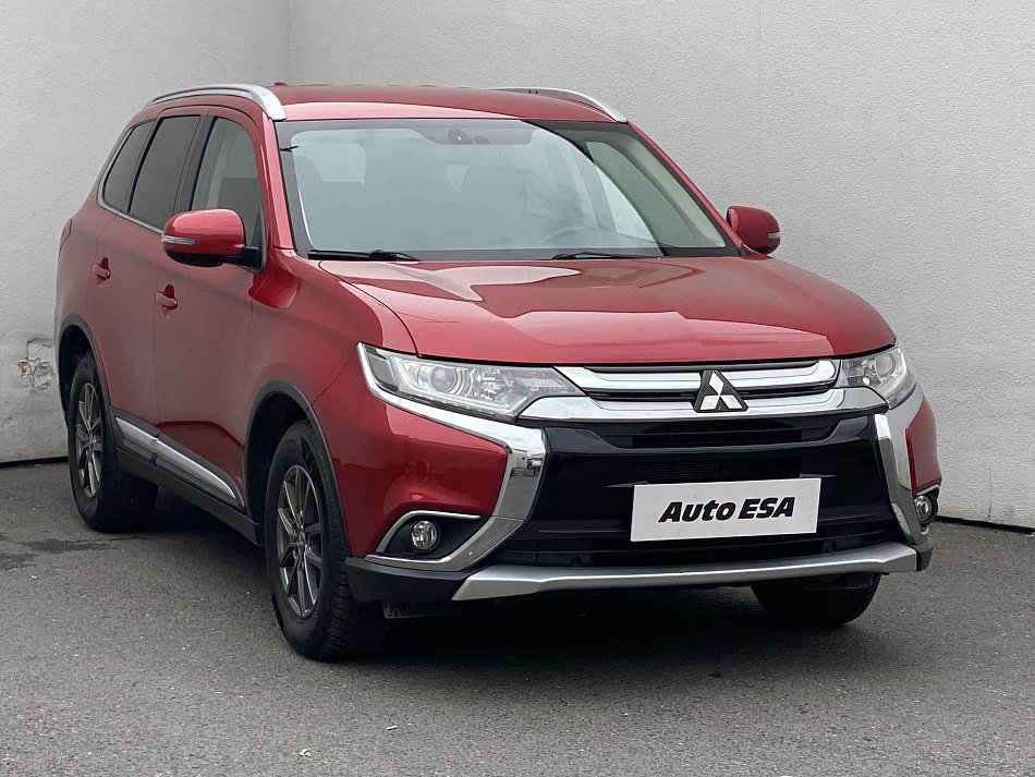 Mitsubishi Outlander 2.0 Invite 2WD