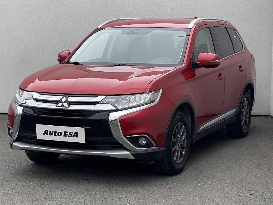 Mitsubishi Outlander 2.0 Invite 2WD