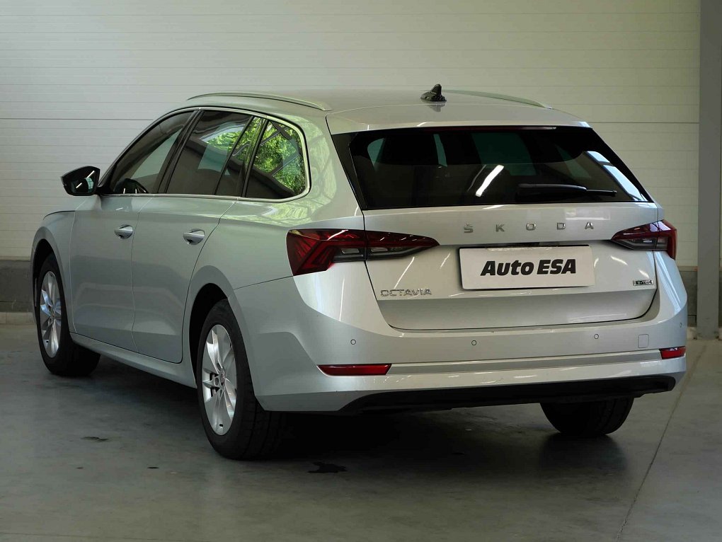 Škoda Octavia IV 1.0 TSi Style e-TEC