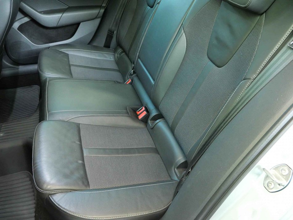 Škoda Octavia IV 1.0 TSi Style e-TEC