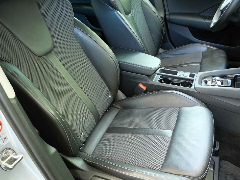 Škoda Octavia IV 1.0 TSi Style e-TEC