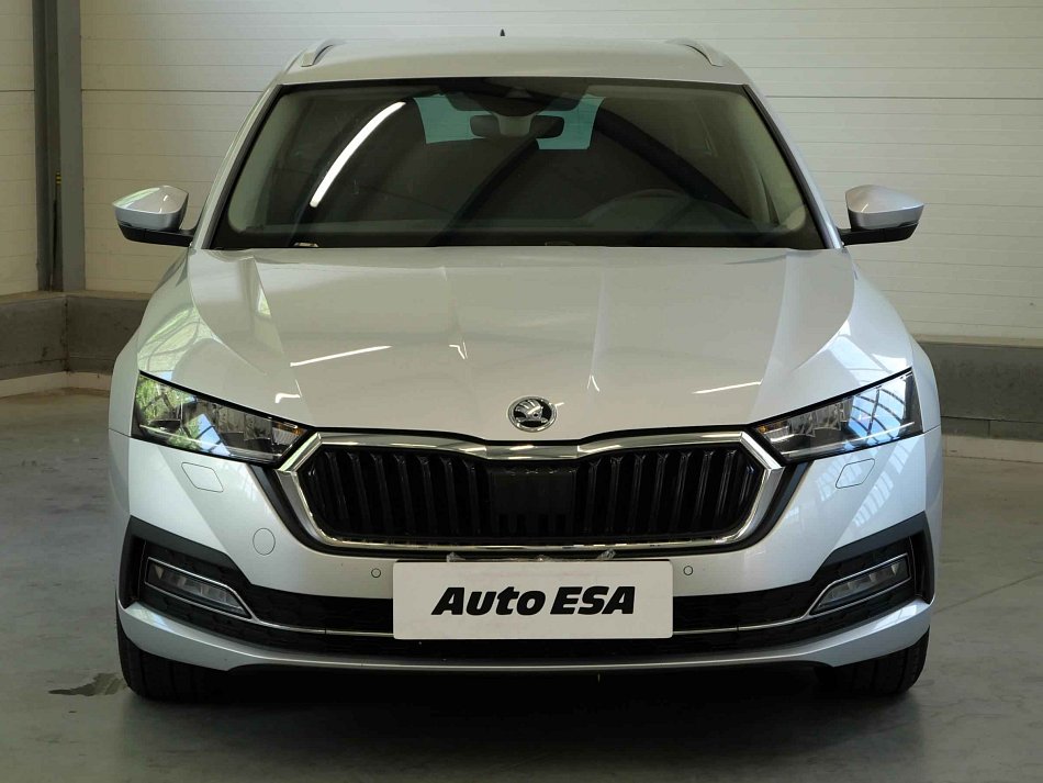 Škoda Octavia IV 1.0 TSi Style e-TEC