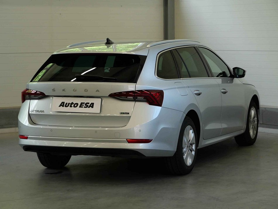 Škoda Octavia IV 1.0 TSi Style e-TEC