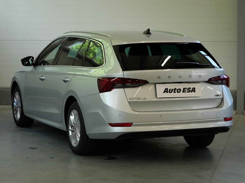 Škoda Octavia IV 1.0 TSi Style e-TEC