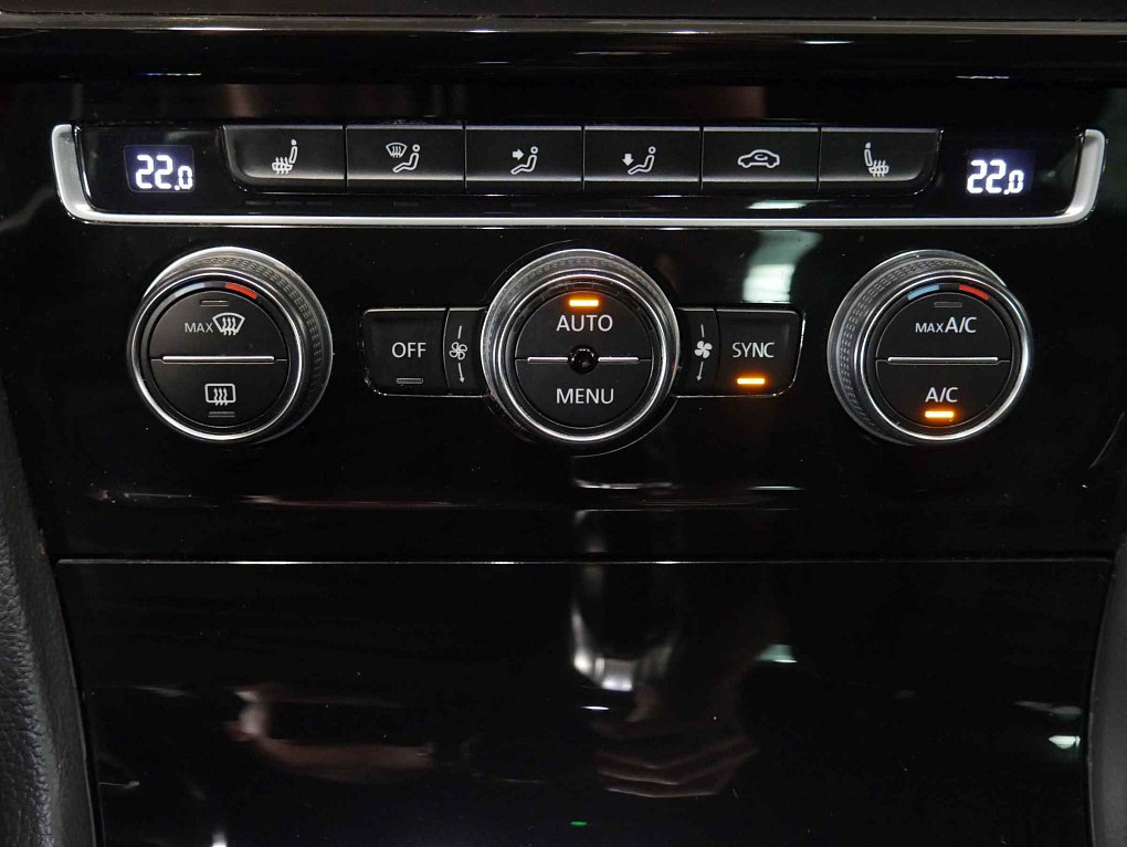 Volkswagen Golf 2.0TSI GTi