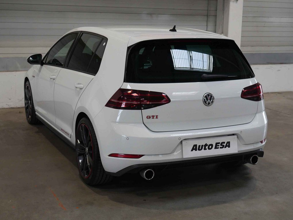 Volkswagen Golf 2.0TSI GTi