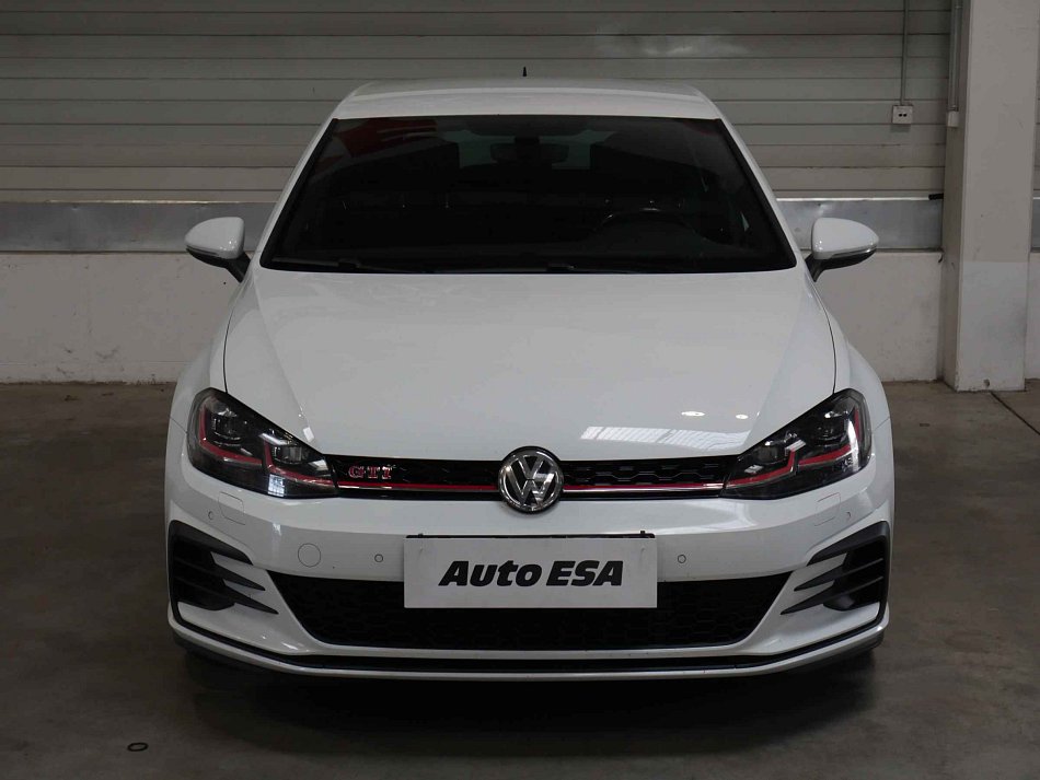 Volkswagen Golf 2.0TSI GTi