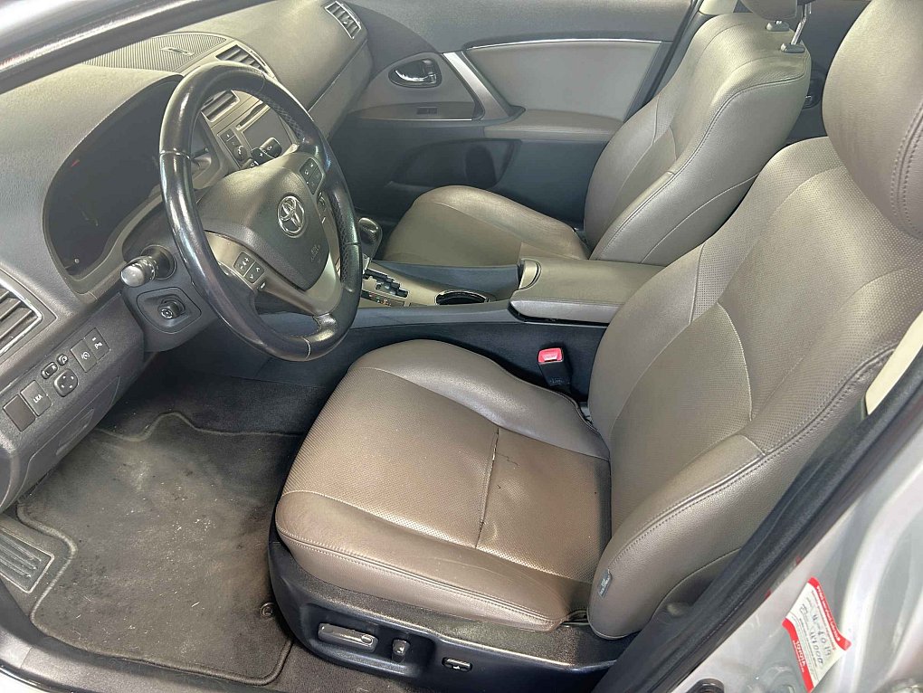 Toyota Avensis 2.2D-CAT 
