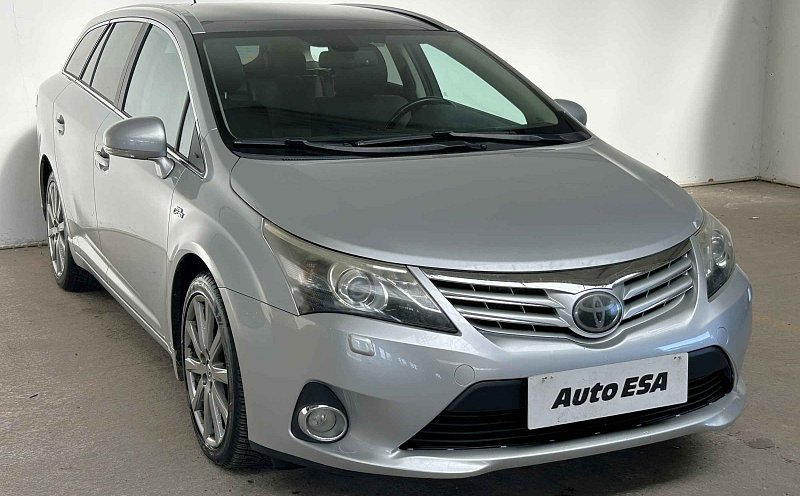Toyota Avensis 2.2D-CAT 