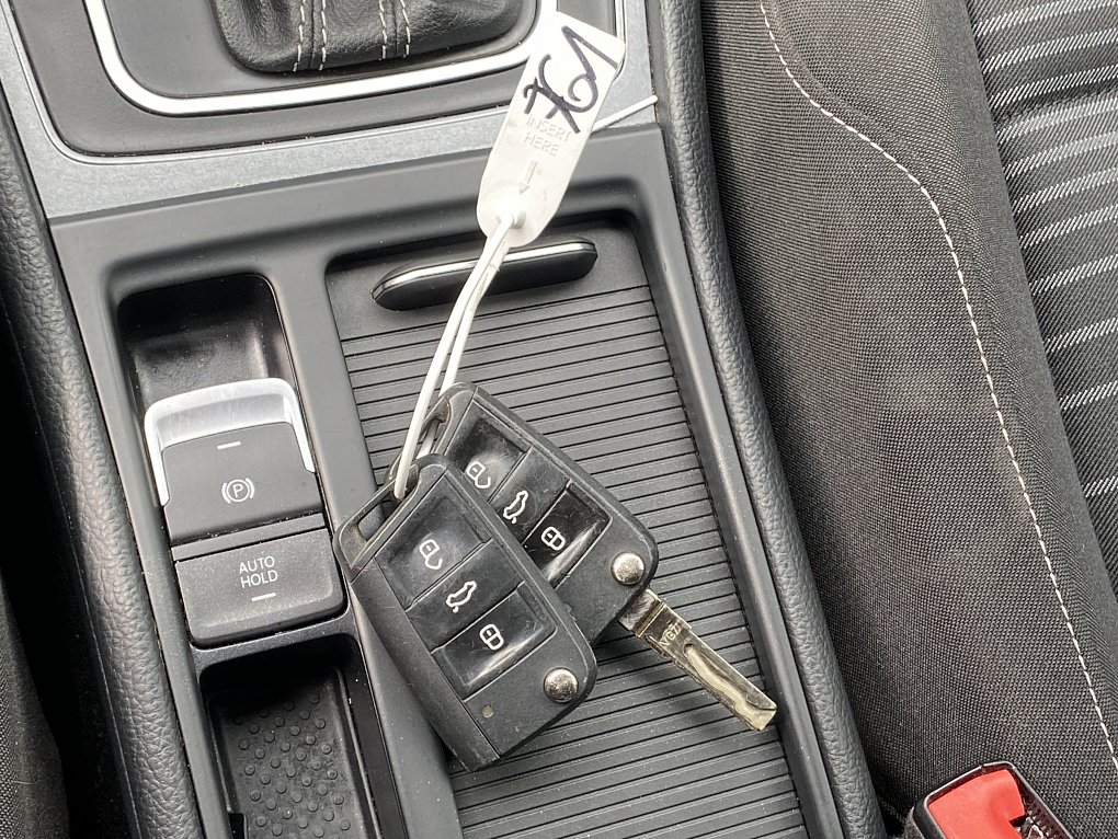 Volkswagen Golf 2.0 TDi Lounge