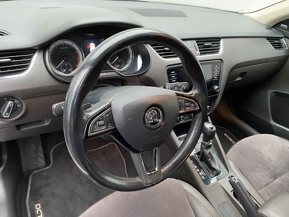 Škoda Octavia III 1.8 TSI L&K