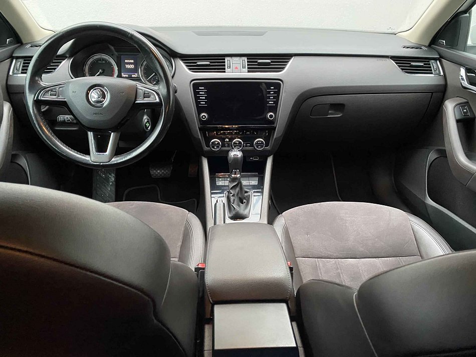 Škoda Octavia III 1.8 TSI L&K