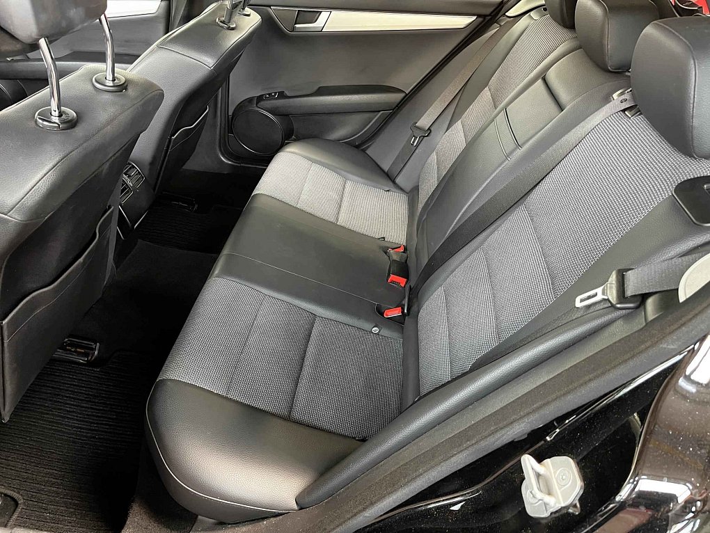 Mercedes-Benz Třída C 1.8i Avantgarde C200