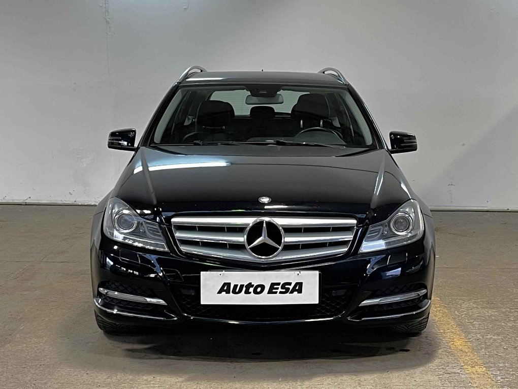 Mercedes-Benz Třída C 1.8i Avantgarde C200