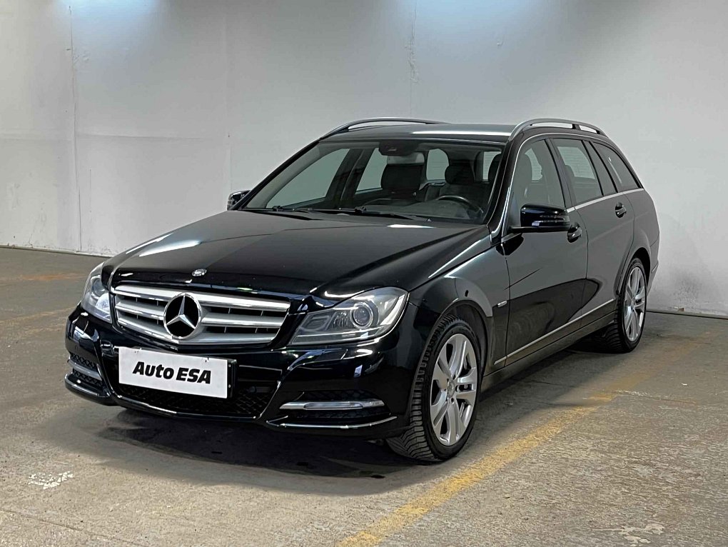 Mercedes-Benz Třída C 1.8i Avantgarde C200