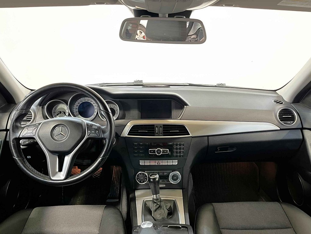 Mercedes-Benz Třída C 1.8i Avantgarde C200