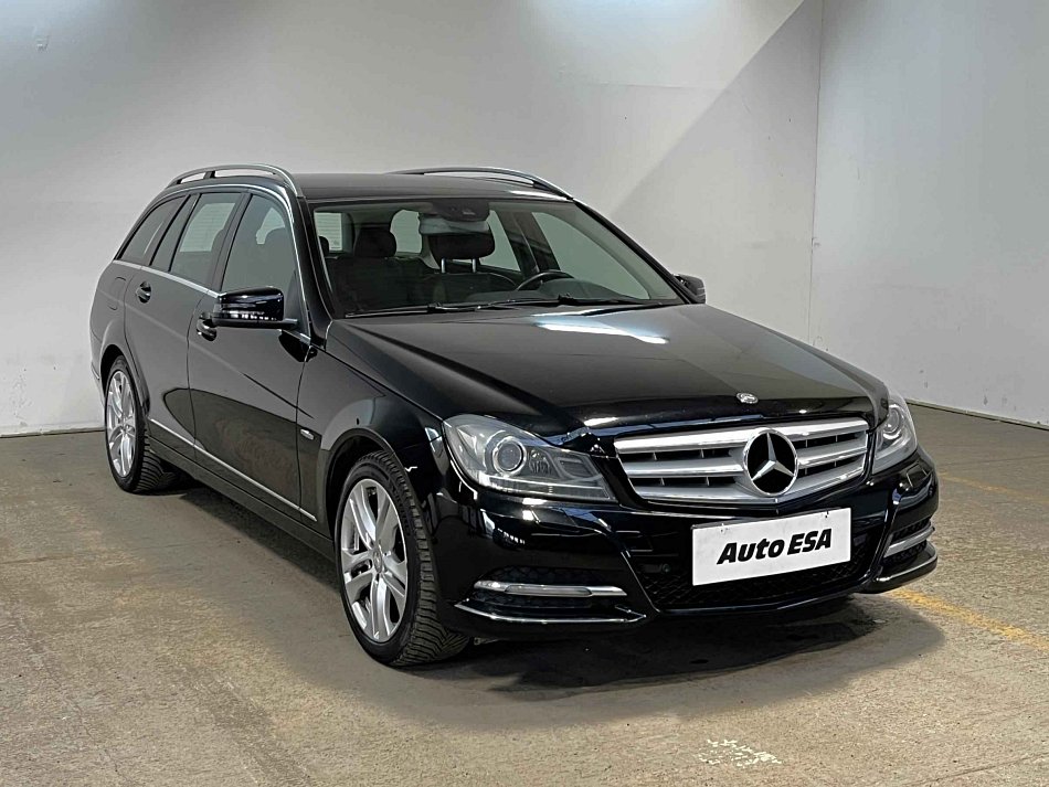 Mercedes-Benz Třída C 1.8i Avantgarde C200