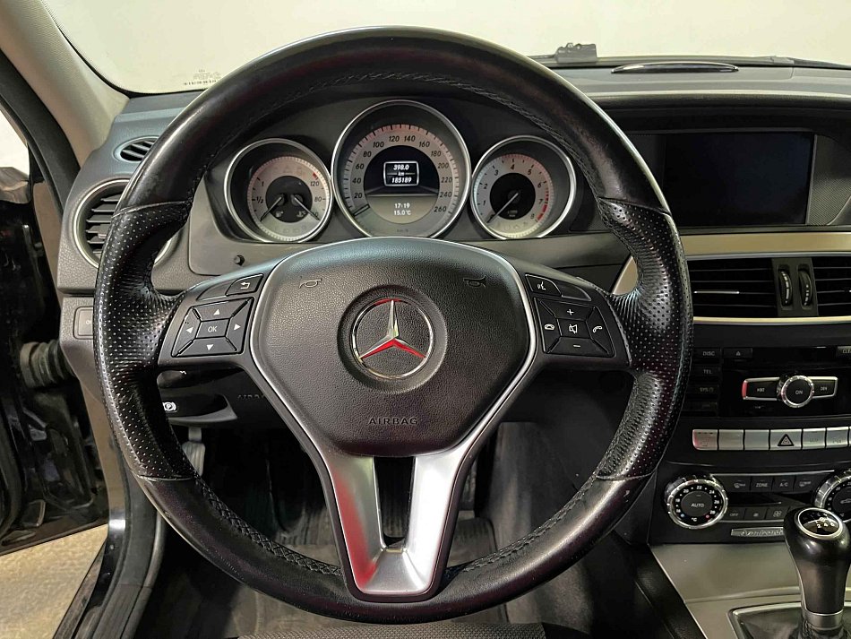 Mercedes-Benz Třída C 1.8i Avantgarde C200