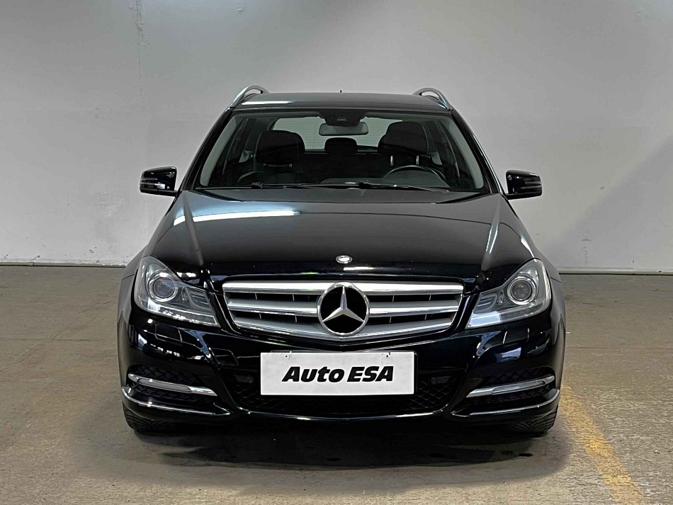 Mercedes-Benz Třída C 1.8i Avantgarde C200