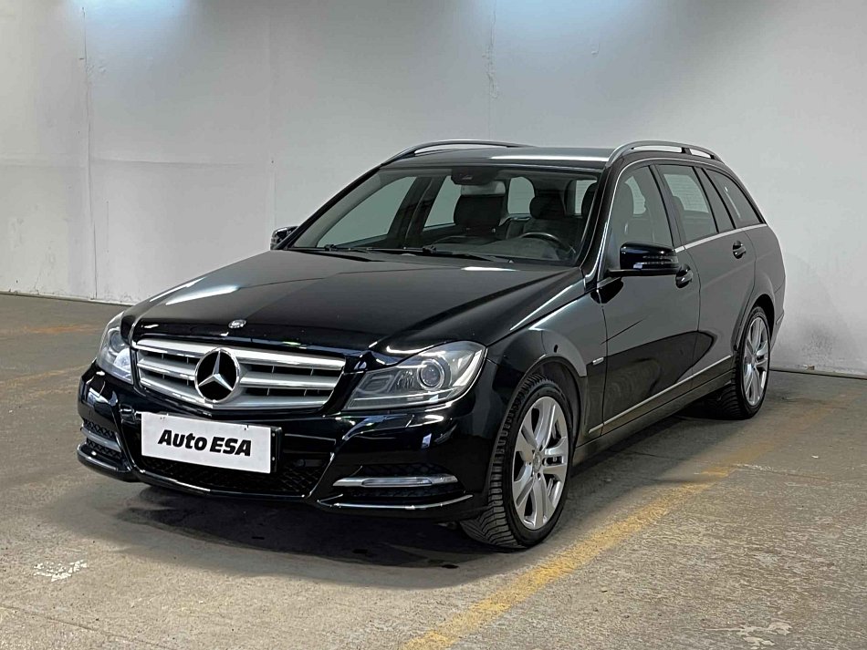 Mercedes-Benz Třída C 1.8i Avantgarde C200