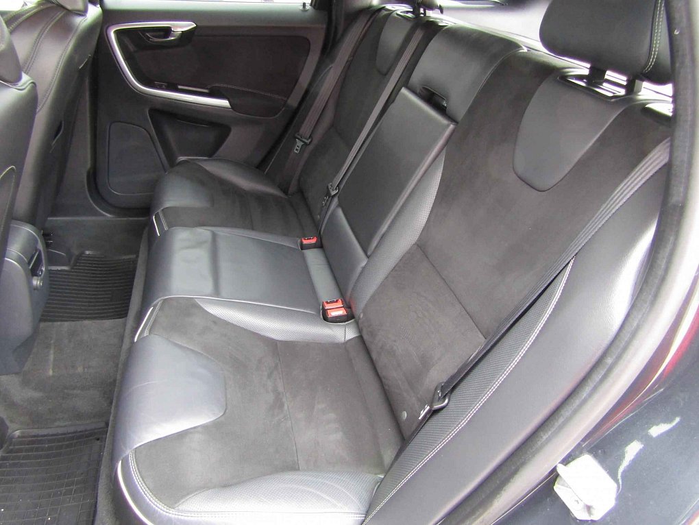 Volvo XC60 2.0 D4 Momentum