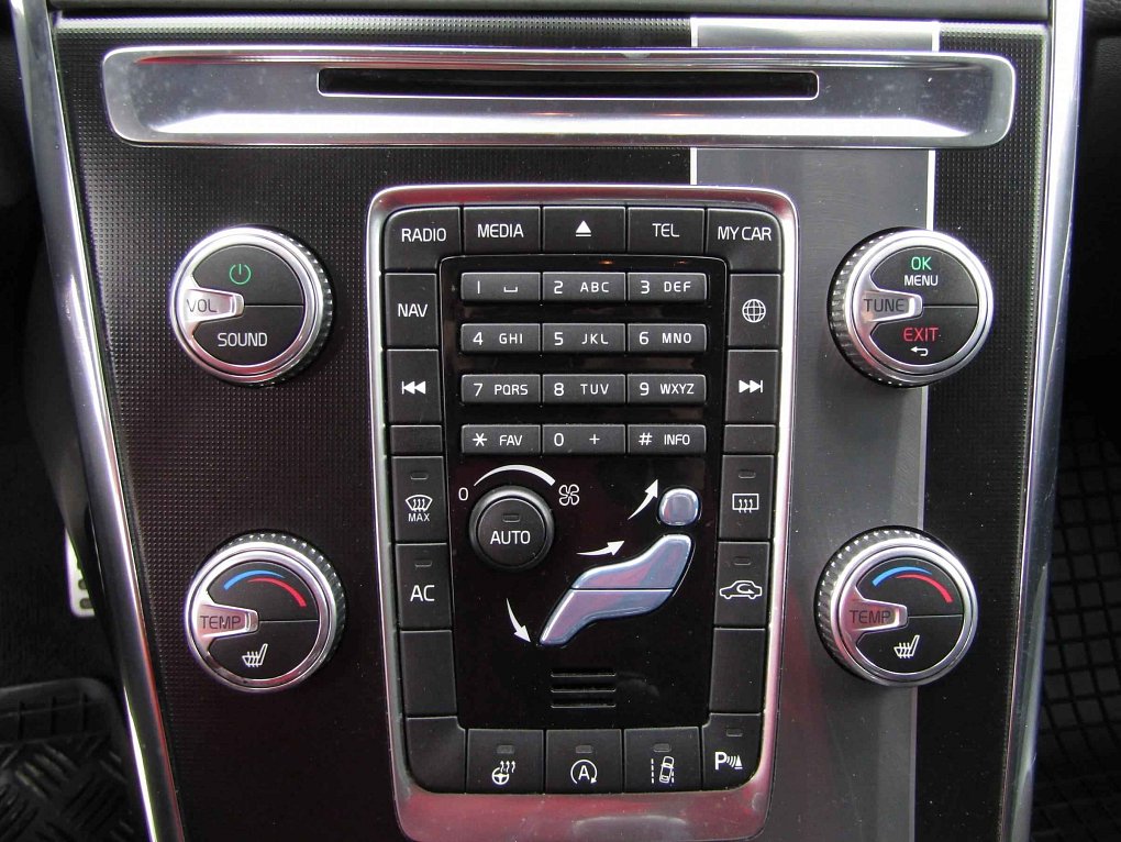 Volvo XC60 2.0 D4 Momentum