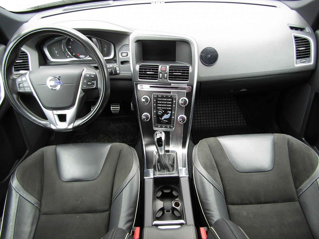 Volvo XC60 2.0 D4 Momentum
