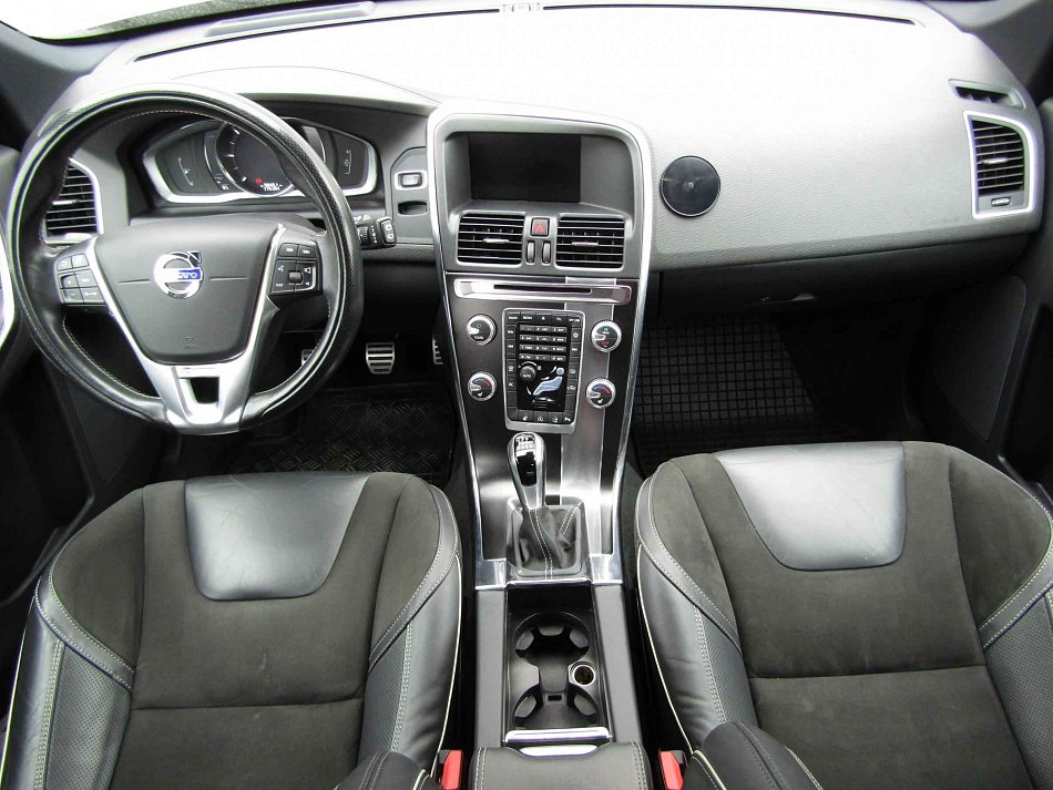 Volvo XC60 2.0 D4 Momentum