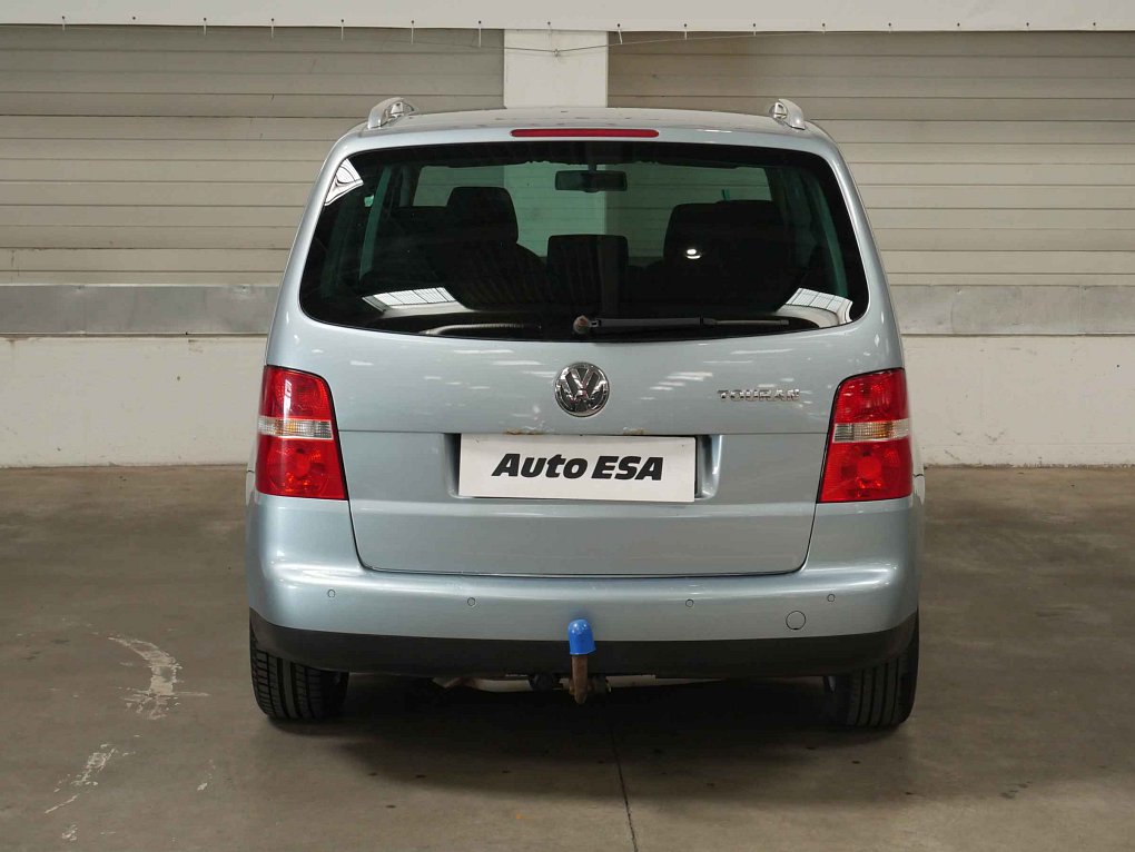 Volkswagen Touran 1.6FSi 